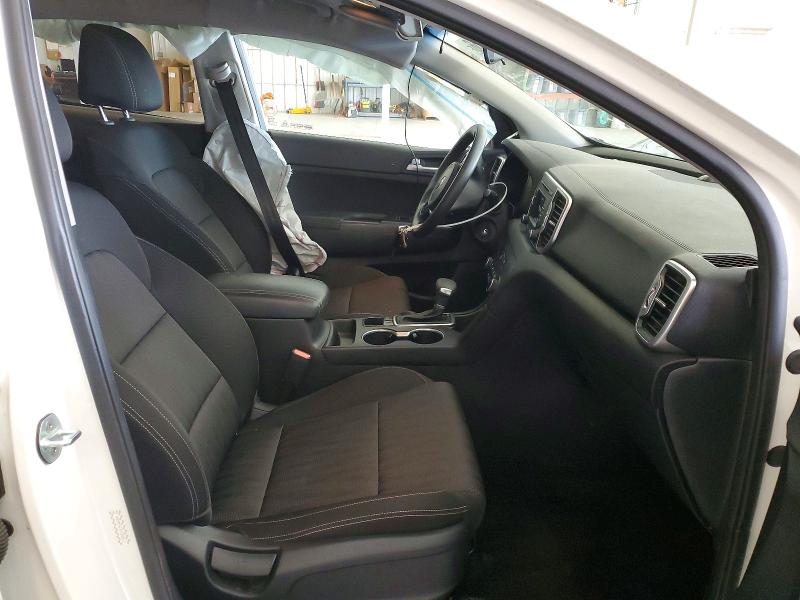 67504856 :رقم المزاد ، KNDPMCAC4H7088633 vin ، 2017 Kia Sportage مزاد بيع