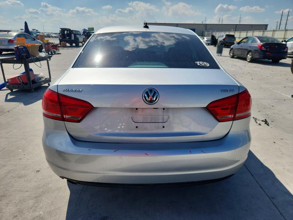 2014 Volkswagen Passat მანქანა იყიდება აუქციონზე, vin: 1VWBS7A38EC091204, აუქციონის ნომერი: 68592636