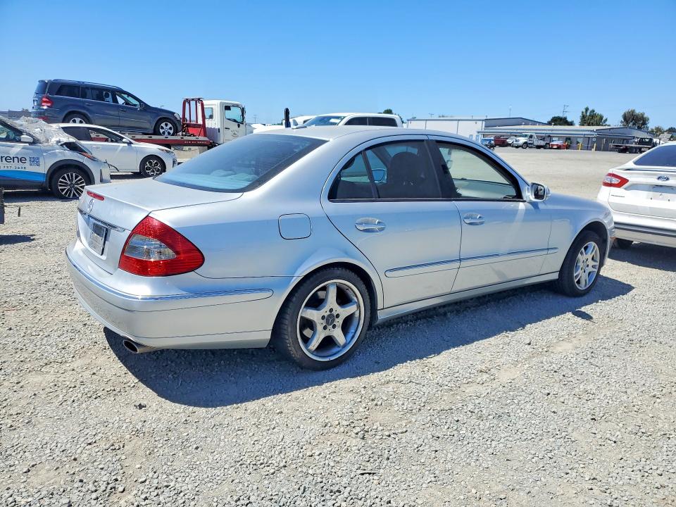67463326 :رقم المزاد ، WDBUF56X08B229567 vin ، 2008 Mercedes-benz E مزاد بيع