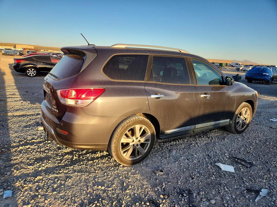 68883676 :رقم المزاد ، 5N1AR2MM1EC631263 vin ، 2014 Nissan Pathfinder مزاد بيع