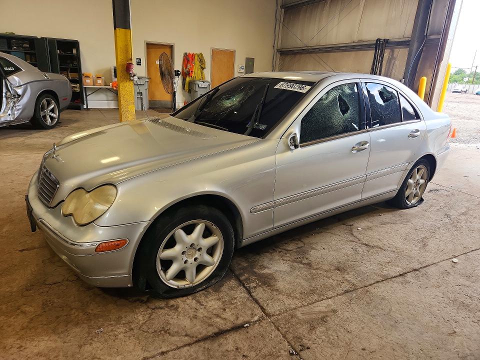 Продажа на аукционе авто 2001 Mercedes-benz C, vin: WDBRF64J31F086025, номер лота: 67990296