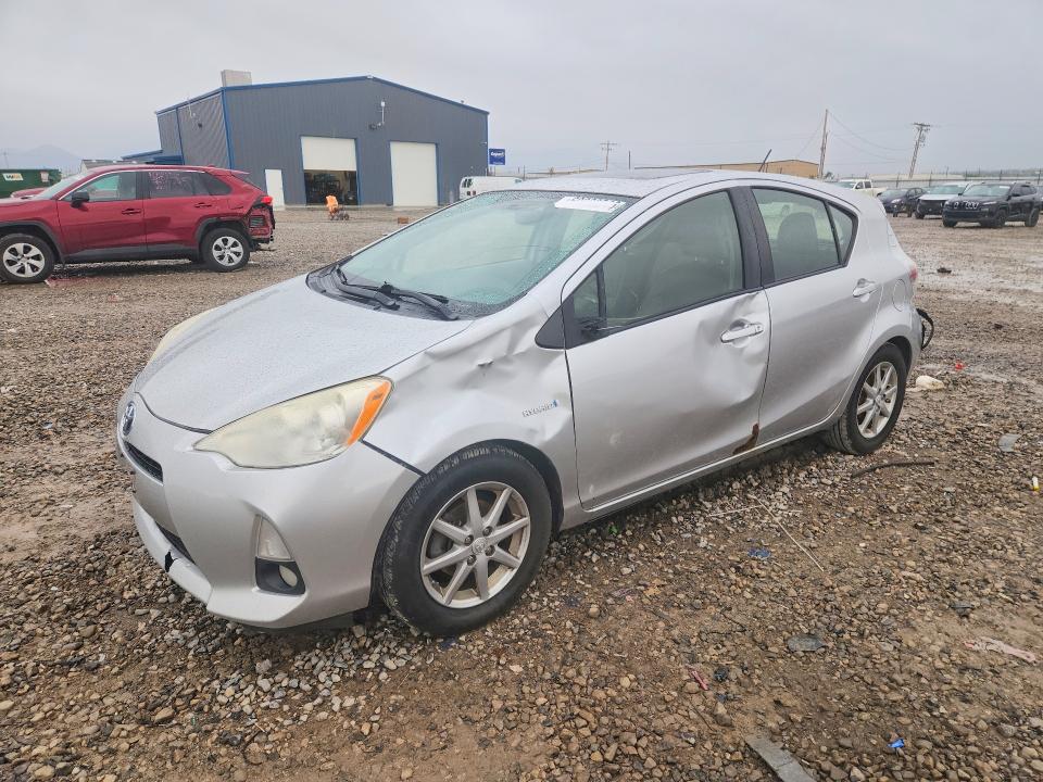 2012 Toyota Prius C მანქანა იყიდება აუქციონზე, vin: JTDKDTB31C1024277, აუქციონის ნომერი: 69969846