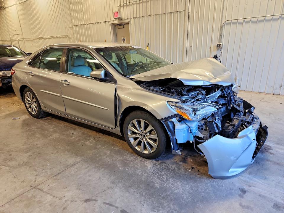 Продажа на аукционе авто 2015 Toyota Camry, vin: 4T4BF1FK0FR495888, номер лота: 69196016