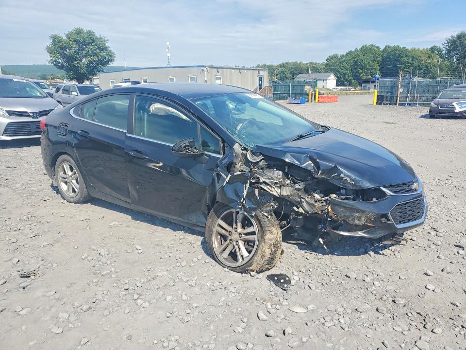 68785656 :رقم المزاد ، 1G1BE5SM3J7221570 vin ، 2018 Chevrolet Cruze مزاد بيع