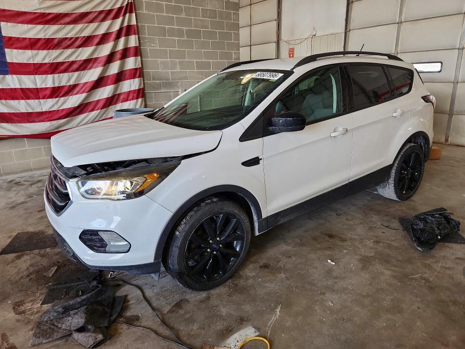 Продажа на аукционе авто 2018 Ford Escape, vin: 1FMCU0GD9JUA52274, номер лота: 68507996