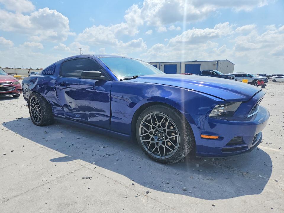 66785776 :رقم المزاد ، 1ZVBP8AM5E5332513 vin ، 2014 Ford Mustang مزاد بيع