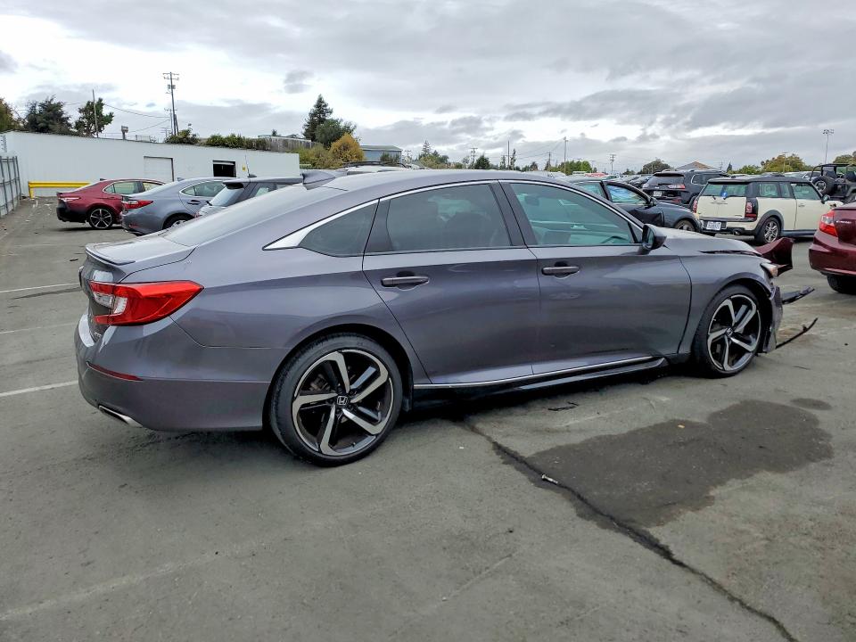 Aukcja sprzedaży 2018 Honda Accord, vin: 1HGCV1F35JA262972, numer aukcji: 67454636