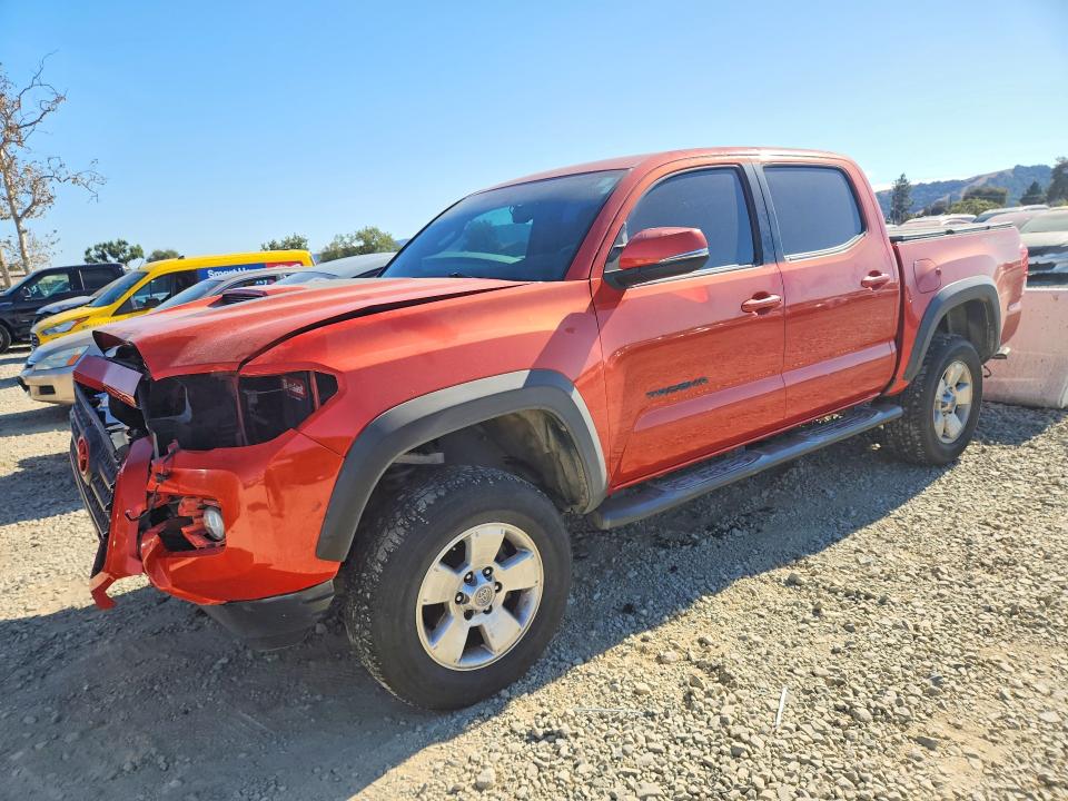 69589496 :رقم المزاد ، 3TMAZ5CN3GM009300 vin ، 2016 Toyota Tacoma مزاد بيع