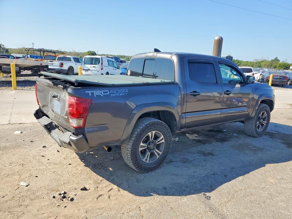 69595926 :رقم المزاد ، 5TFCZ5AN9HX086213 vin ، 2017 Toyota Tacoma مزاد بيع