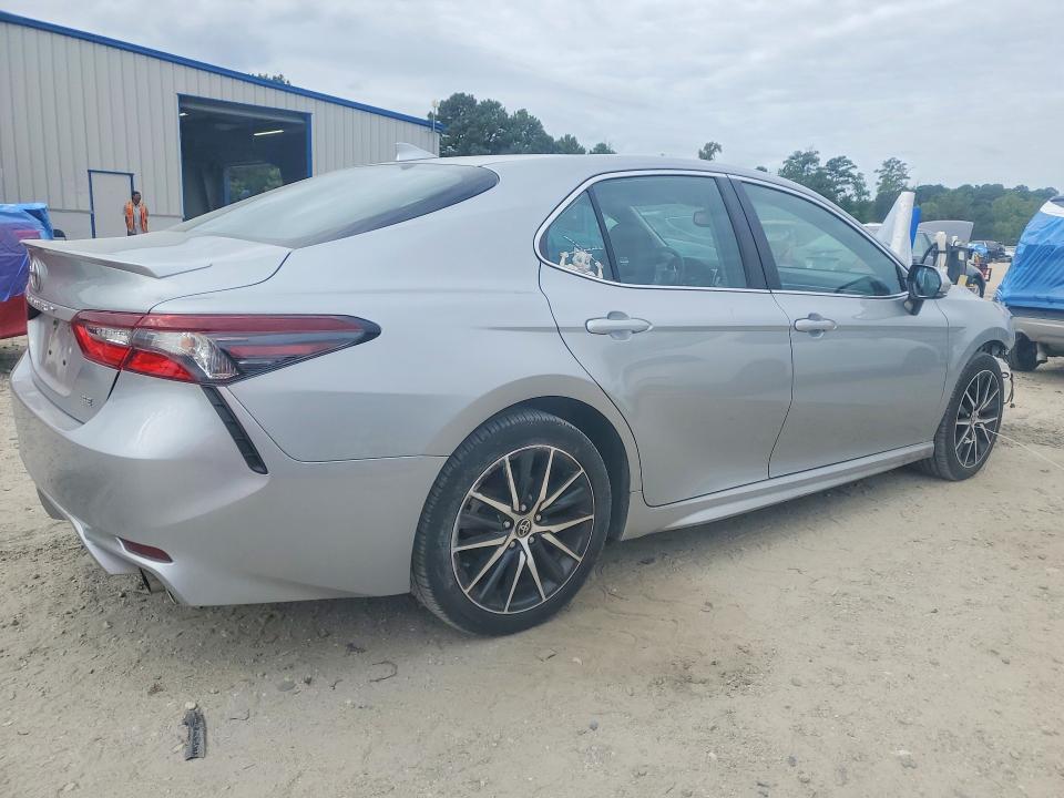 Aukcja sprzedaży 2021 Toyota Camry, vin: 4T1T11AK4MU425845, numer aukcji: 70719106