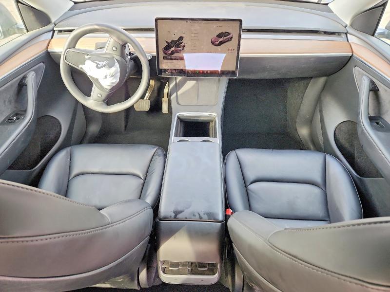 Auction sale of the 2025 Tesla Model Y, vin: 7SAYGDED1SF271898, lot number: 68846286