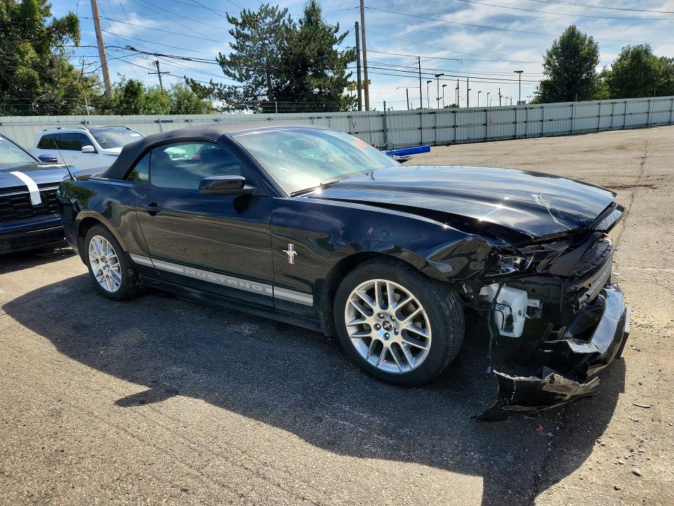 Auction sale of the 2014 Ford Mustang, vin: 1ZVBP8EM6E5239252, lot number: 68359736