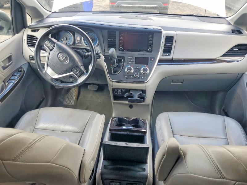 Продажа на аукционе авто 2018 Toyota Sienna, vin: 5TDYZ3DC1JS951174, номер лота: 68145346