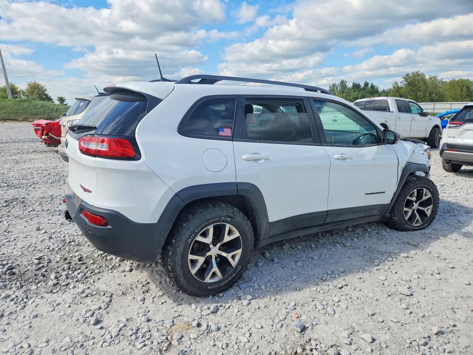 70053656 :رقم المزاد ، 1C4PJMBX1JD517069 vin ، 2018 Jeep Cherokee مزاد بيع
