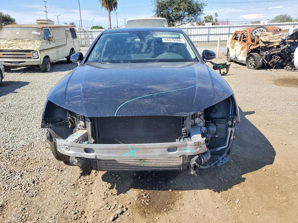 68376066 :رقم المزاد ، WAUGMAF4XLN008856 vin ، 2020 Audi A4 مزاد بيع