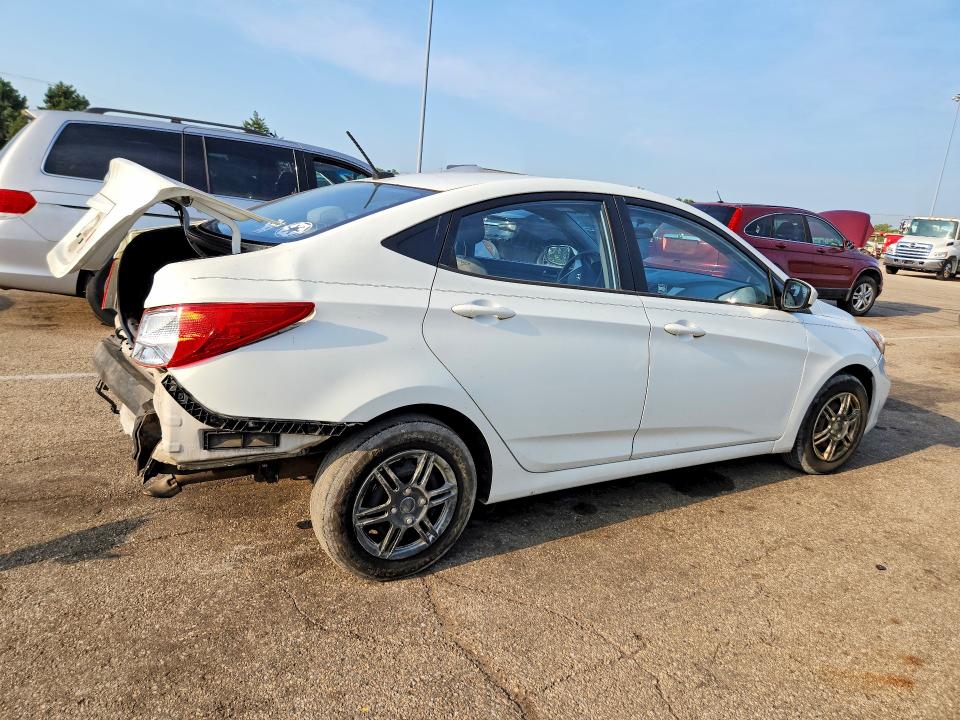 Продаж на аукціоні авто 2015 Hyundai Accent, vin: KMHCT4AE2FU899513, номер лоту: 67315516