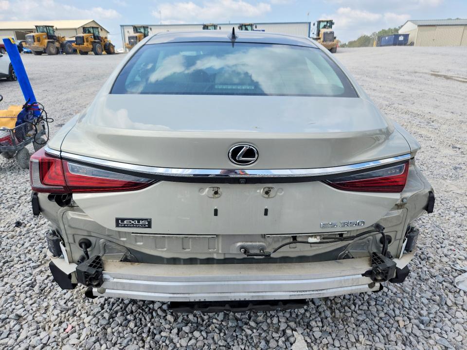 68984906 :رقم المزاد ، 58ABZ1B10KU047295 vin ، 2019 Lexus Es مزاد بيع