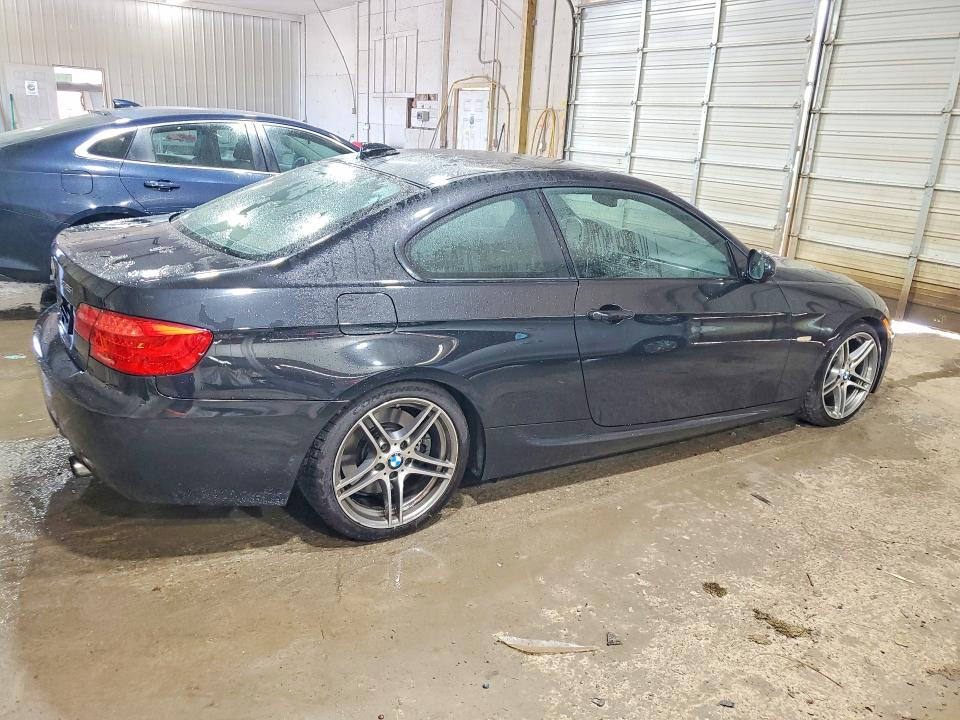 2011 Bmw 335 მანქანა იყიდება აუქციონზე, vin: WBAKG7C50BE264097, აუქციონის ნომერი: 68578746
