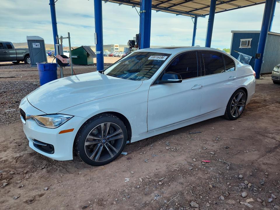 2015 Bmw 335 მანქანა იყიდება აუქციონზე, vin: WBA3A9C56FK472977, აუქციონის ნომერი: 69916496