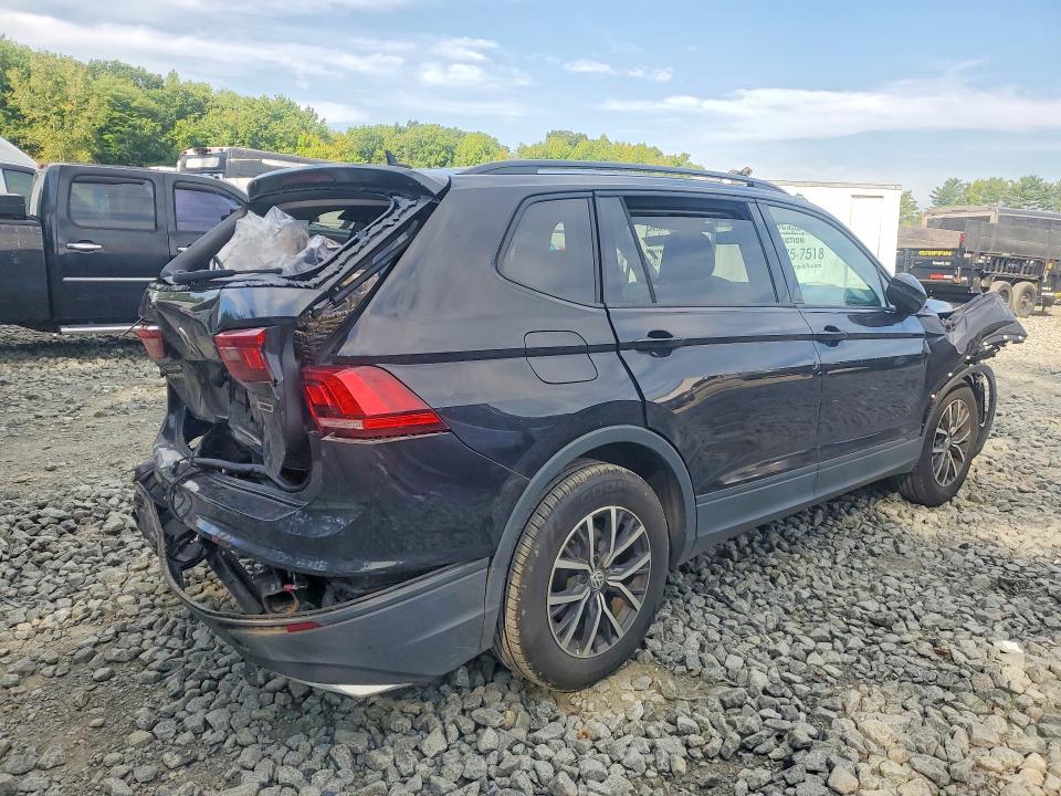 66860146 :رقم المزاد ، 3VV0B7AXXMM021070 vin ، 2021 Volkswagen Tiguan مزاد بيع