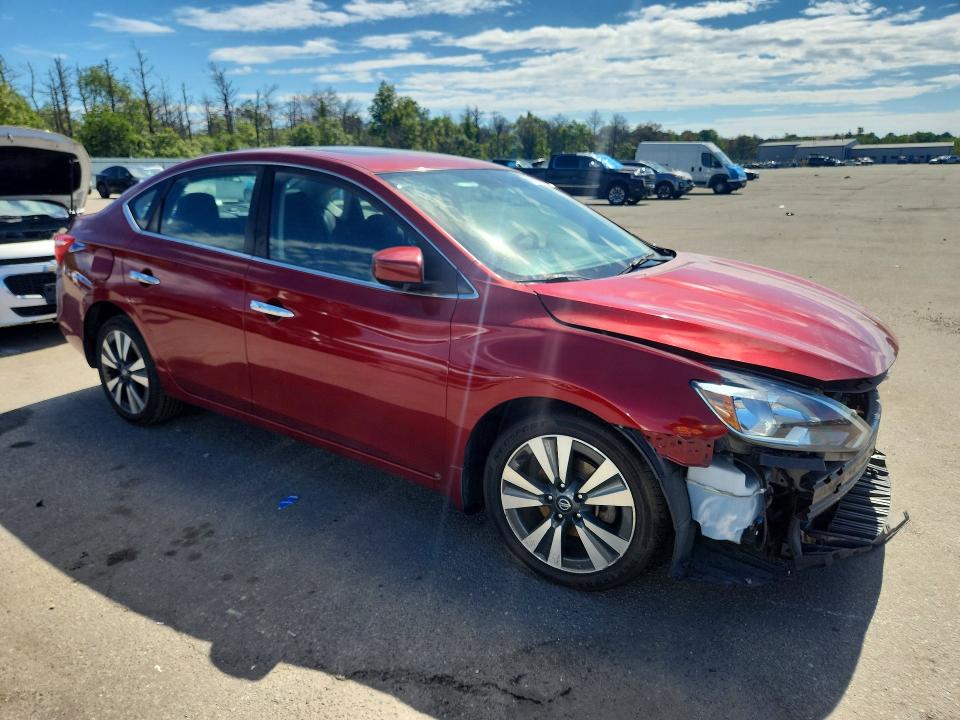 68960036 :رقم المزاد ، 3N1AB7AP4KY381091 vin ، 2019 Nissan Sentra مزاد بيع