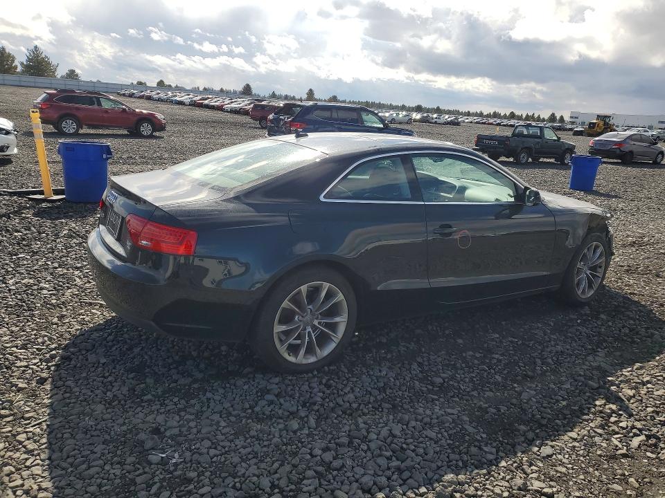 Продажа на аукционе авто 2014 Audi A5, vin: WAULFAFRXEA006071, номер лота: 70349266