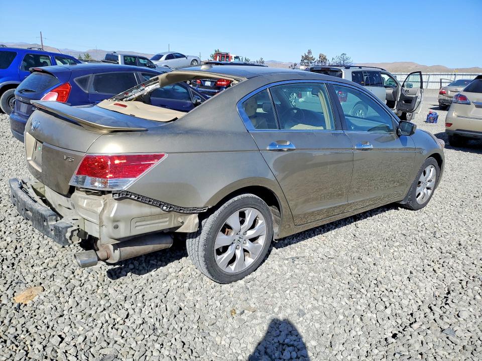 2008 Honda Accord მანქანა იყიდება აუქციონზე, vin: 1HGCP36878A045970, აუქციონის ნომერი: 68051746