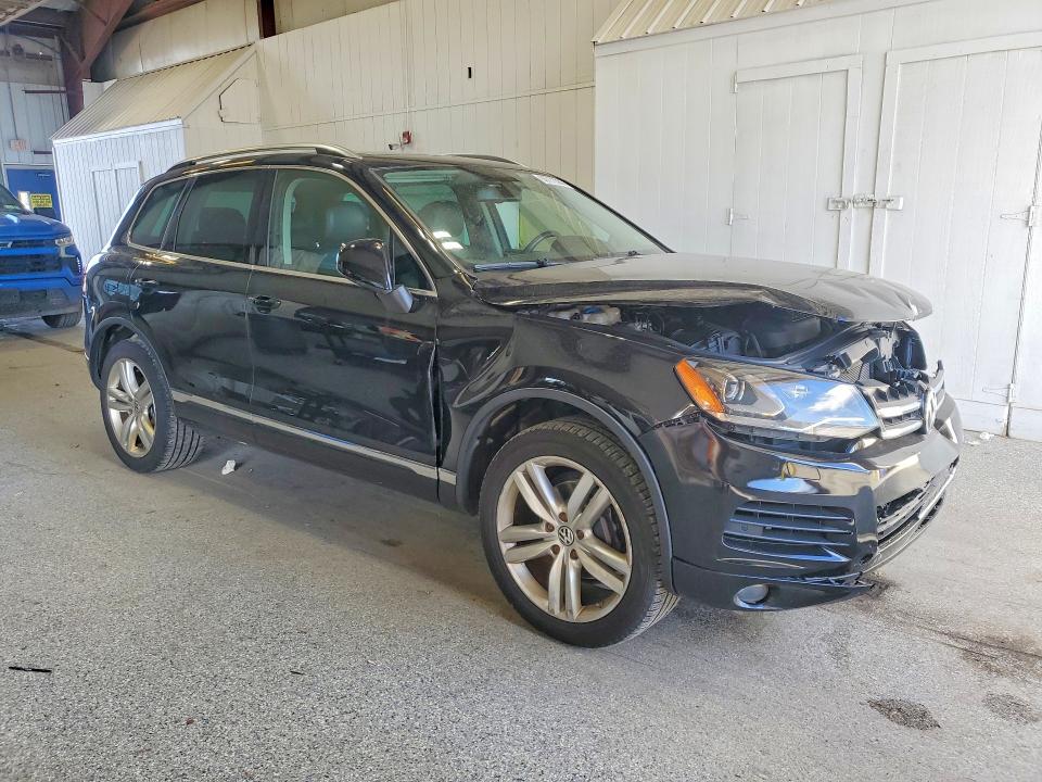 2013 Volkswagen Touareg მანქანა იყიდება აუქციონზე, vin: WVGEF9BP9DD007624, აუქციონის ნომერი: 68772366