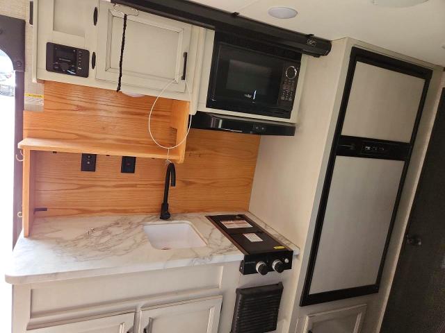 Продажа на аукционе авто 2022 Jayco Jay Flight, vin: 1UJBJ0AJ8N77B0531, номер лота: 69813526