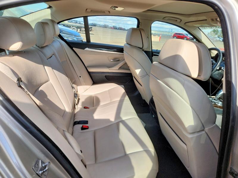 68516776 :رقم المزاد ، WBAFU7C5XBC877124 vin ، 2011 Bmw 535 مزاد بيع