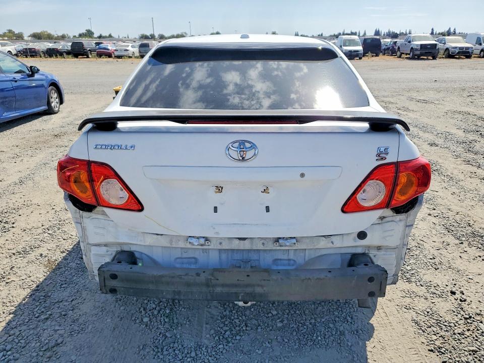 68708696 :رقم المزاد ، 1NXBU4EE5AZ218756 vin ، 2010 Toyota Corolla مزاد بيع