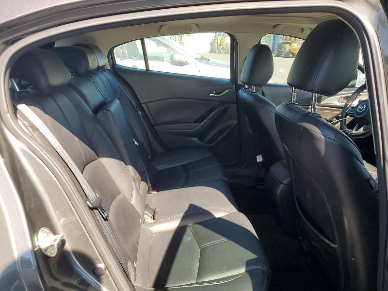 2018 Mazda 3 მანქანა იყიდება აუქციონზე, vin: 3MZBN1L30JM249383, აუქციონის ნომერი: 69525556