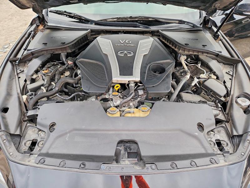 68225126 :رقم المزاد ، JN1EV7AP2JM355423 vin ، 2018 Infiniti Q50 مزاد بيع