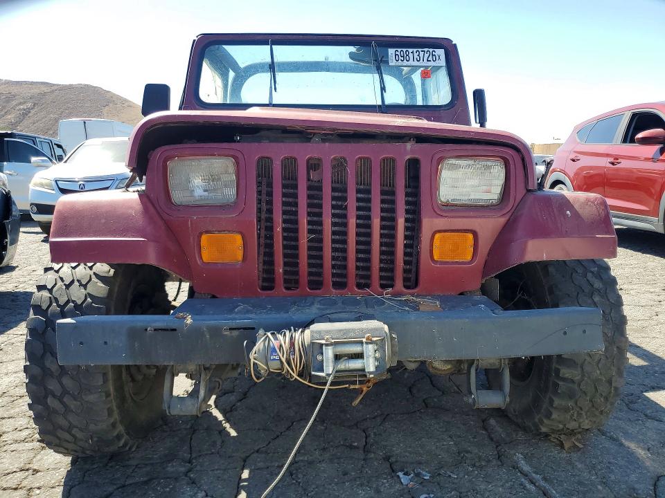 69813726 :رقم المزاد ، 2BCHV81J2JB516131 vin ، 1988 Jeep Wrangler مزاد بيع