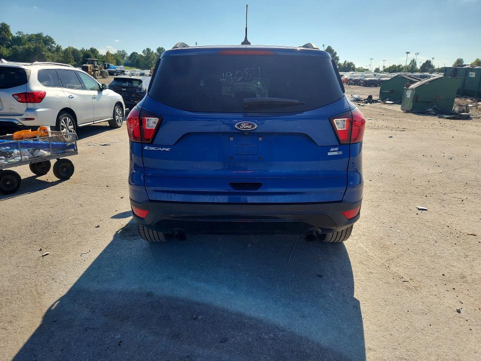 67091796 :رقم المزاد ، 1FMCU9GD9KUB60528 vin ، 2019 Ford Escape مزاد بيع