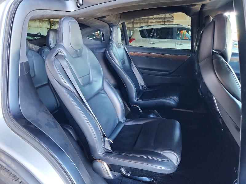 Продажа на аукционе авто 2017 Tesla Model X, vin: 5YJXCBE21HF035655, номер лота: 70724716