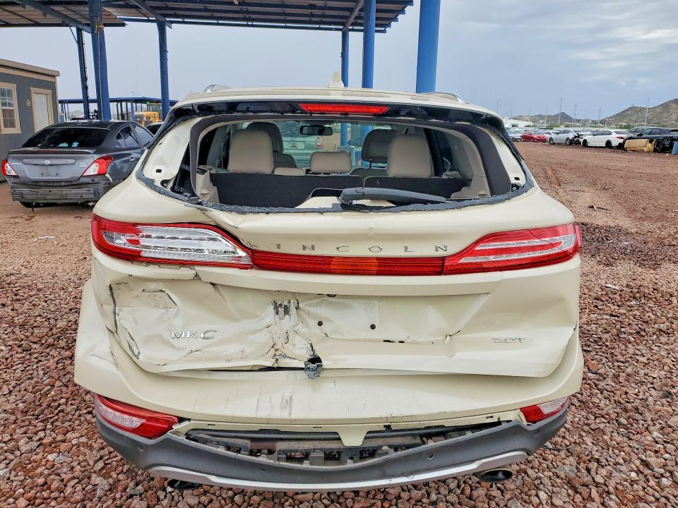 Продажа на аукционе авто 2018 Lincoln Mkc, vin: 5LMCJ3C95JUL30984, номер лота: 70024576
