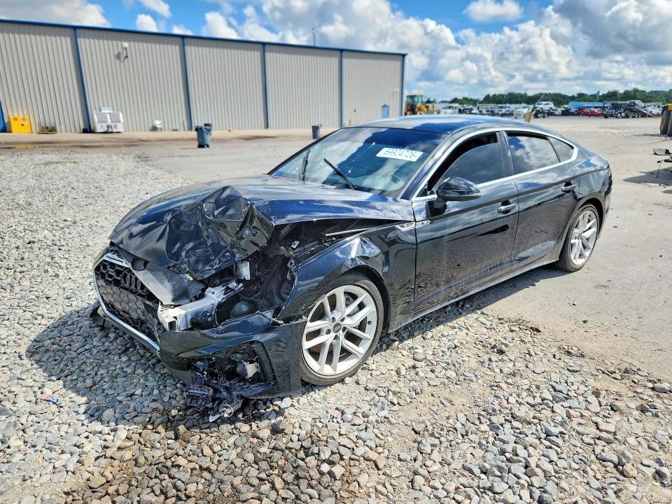 2024 Audi A5 მანქანა იყიდება აუქციონზე, vin: WAUFACF57RA013327, აუქციონის ნომერი: 69924726