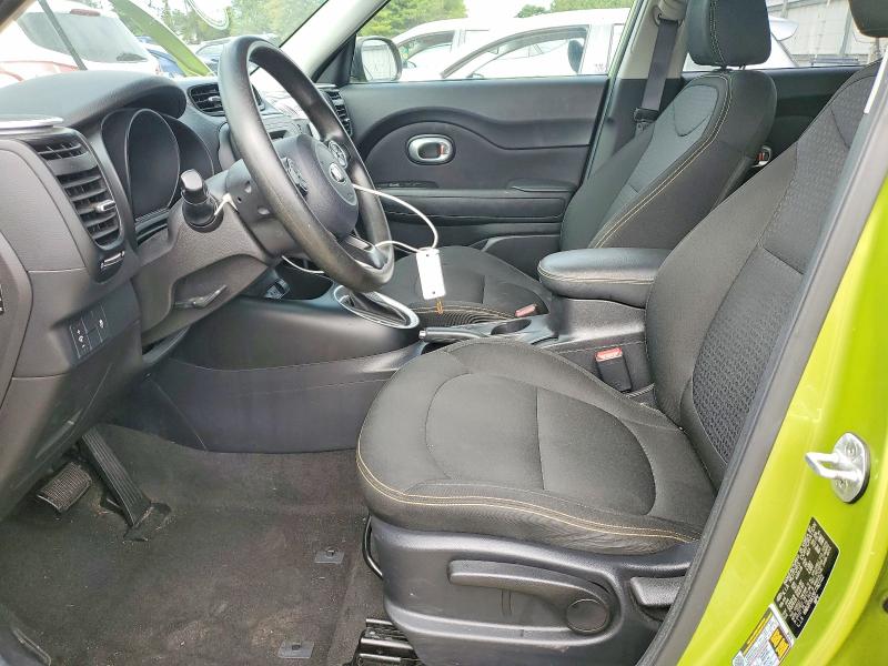 70119826 :رقم المزاد ، KNDJP3A55F7762722 vin ، 2015 Kia Soul مزاد بيع
