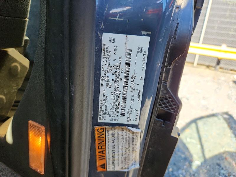 67792376 :رقم المزاد ، 1FTBR3X88LKB27390 vin ، 2020 Ford Transit مزاد بيع