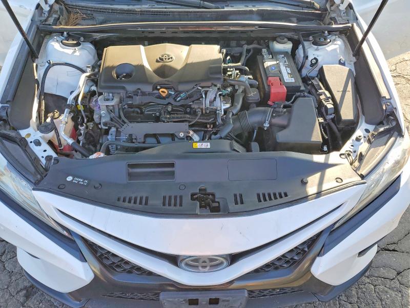 Auction sale of the 2018 Toyota Camry, vin: 4T1B61HK4JU141226, lot number: 67839916