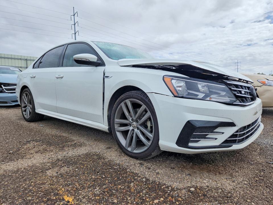 Продаж на аукціоні авто 2018 Volkswagen Passat, vin: 1VWAA7A33JC036541, номер лоту: 68867016