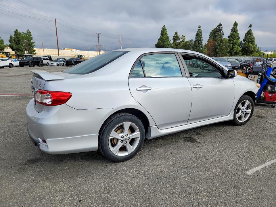 68882076 :رقم المزاد ، 2T1BU4EEXCC795593 vin ، 2012 Toyota Corolla مزاد بيع