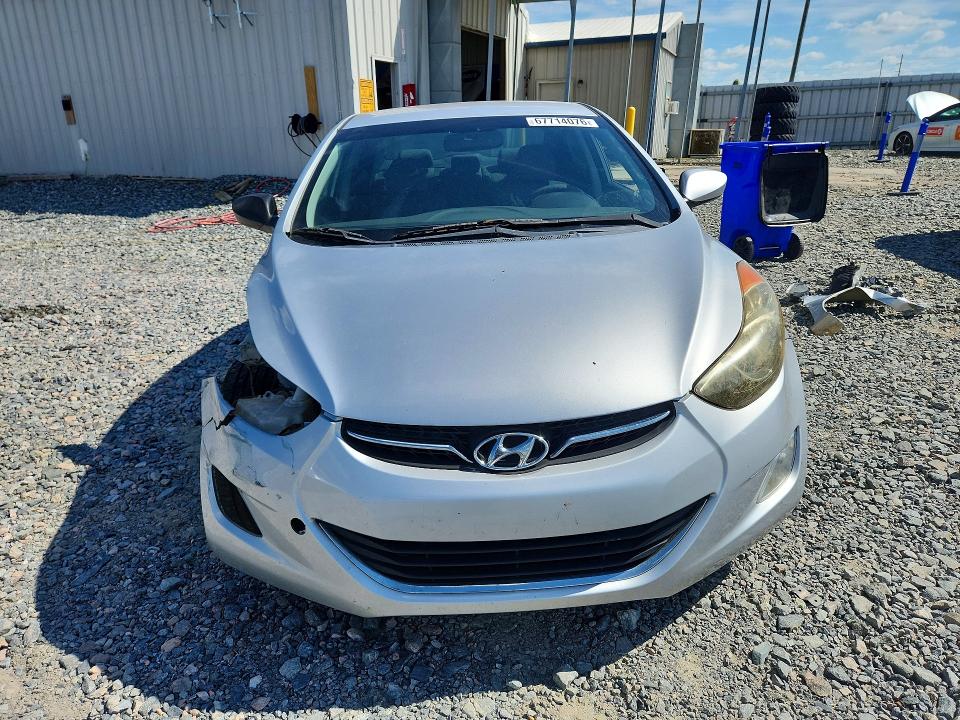 Продажа на аукционе авто 2012 Hyundai Elantra, vin: KMHDH4AE6CU436193, номер лота: 67714076