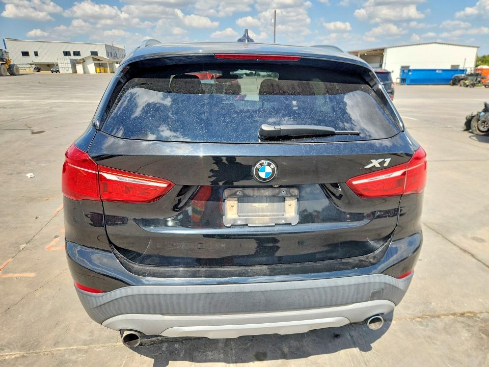 Продаж на аукціоні авто 2018 Bmw X1, vin: WBXHT3C38J5K21905, номер лоту: 68293006