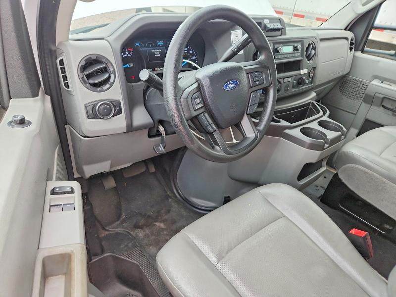 69552096 :رقم المزاد ، 1FDWE3FN3NDC03606 vin ، 2022 Ford Econoline مزاد بيع