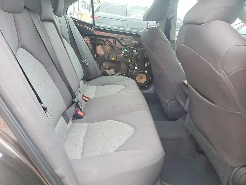 2018 Toyota Camry მანქანა იყიდება აუქციონზე, vin: 4T1B11HK9JU530782, აუქციონის ნომერი: 69858296
