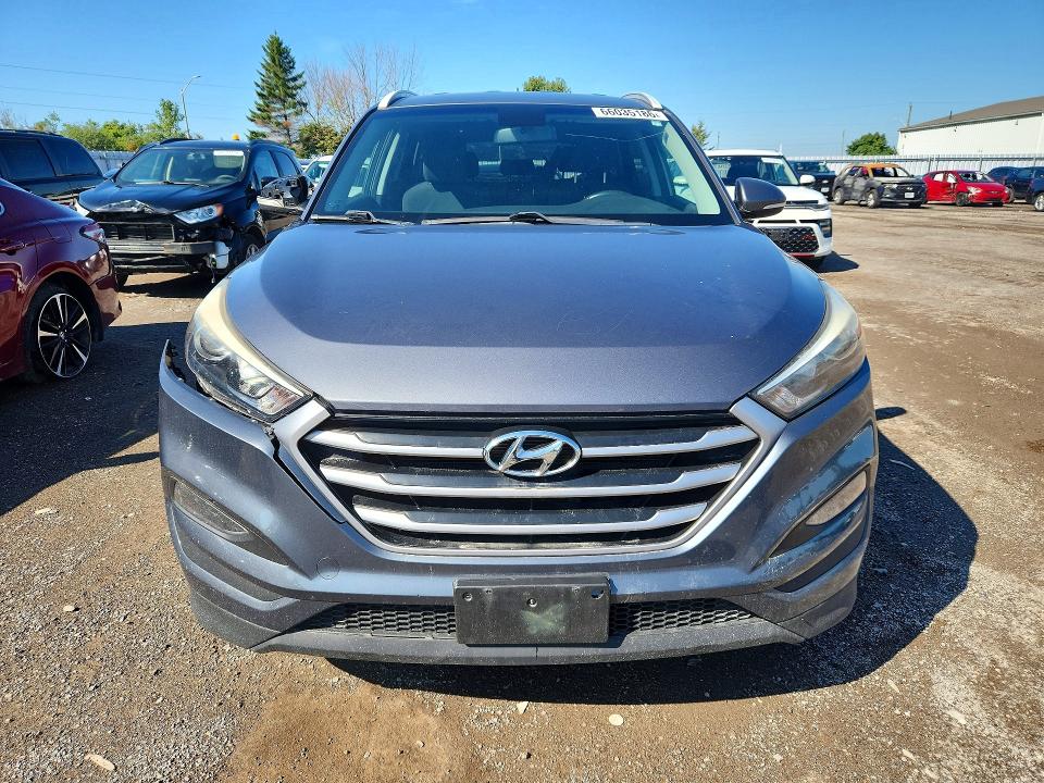 2017 Hyundai Tucson მანქანა იყიდება აუქციონზე, vin: KM8J33A44HU427891, აუქციონის ნომერი: 66035186