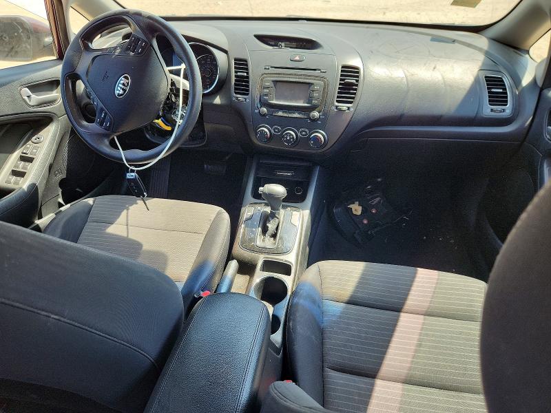 66861446 :رقم المزاد ، 3KPFL4A70HE017114 vin ، 2017 Kia Forte مزاد بيع