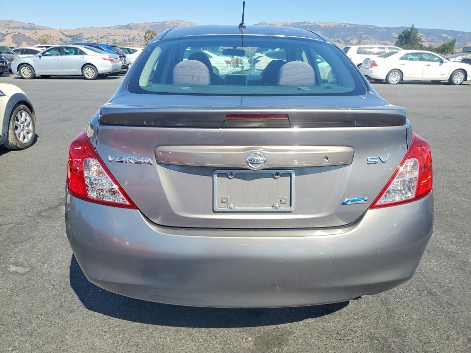 2013 Nissan Versa მანქანა იყიდება აუქციონზე, vin: 3N1CN7APXDL829155, აუქციონის ნომერი: 69771336